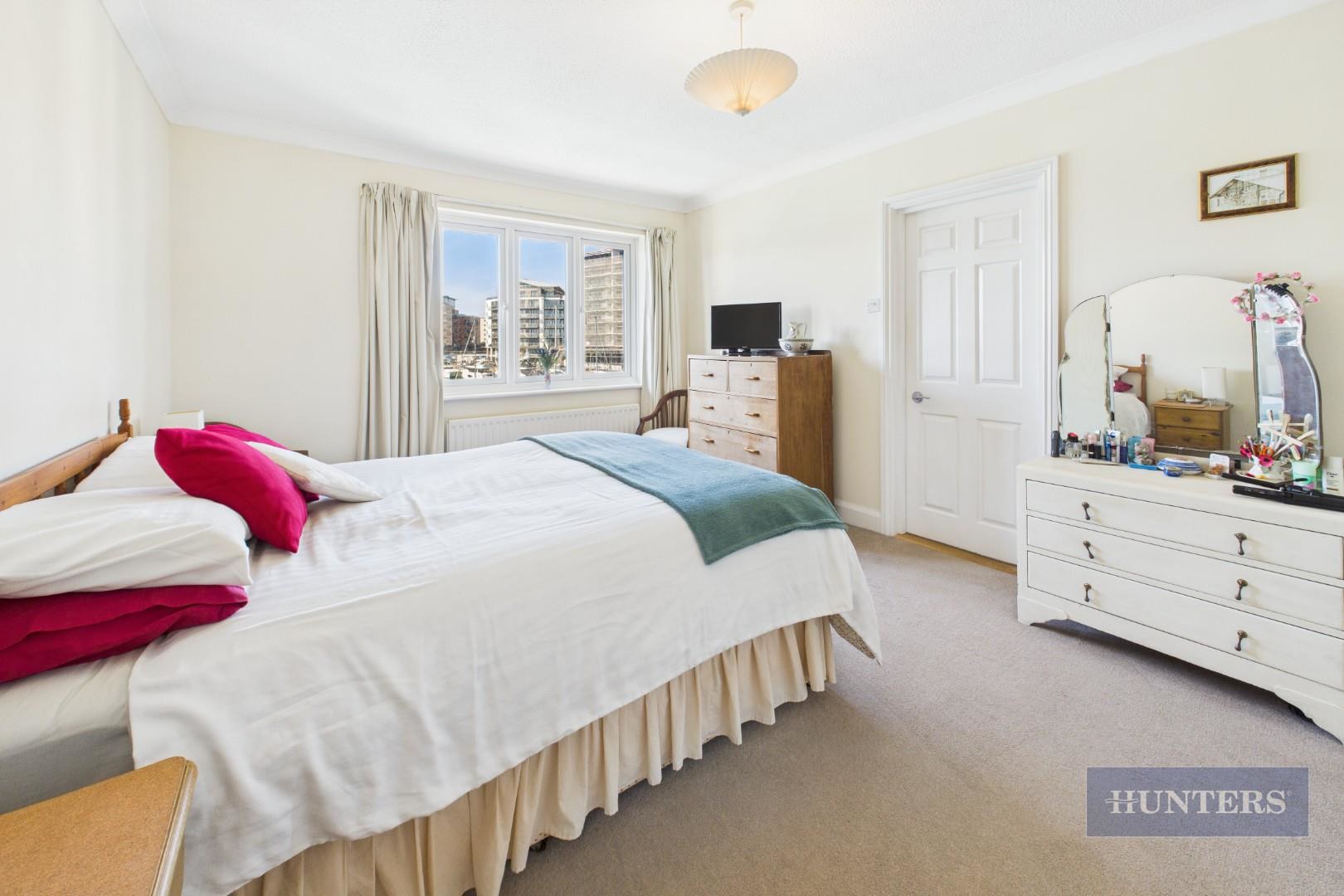 Calshot Court, Ocean Village, SO14, photo 26