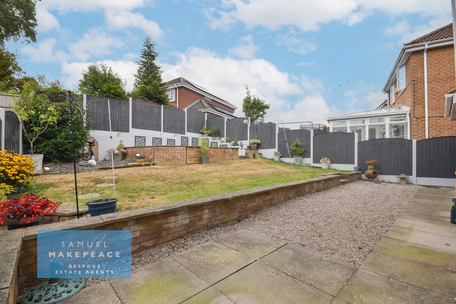 Spitfire Way, Tunstall, Stoke-on-Trent, photo 27
