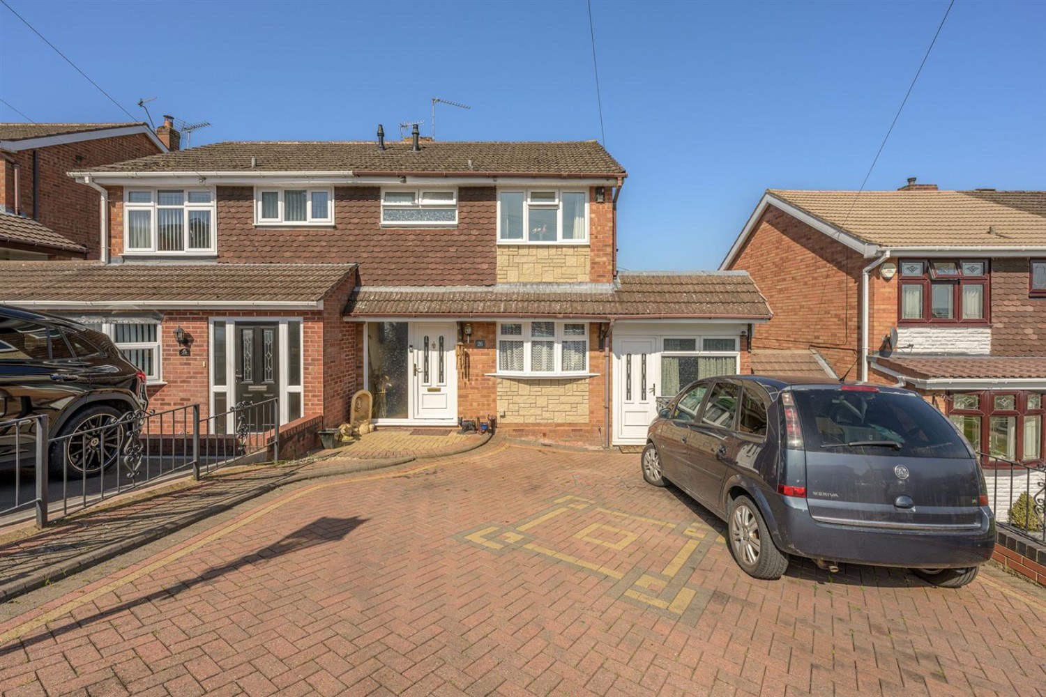 Hamilton Close