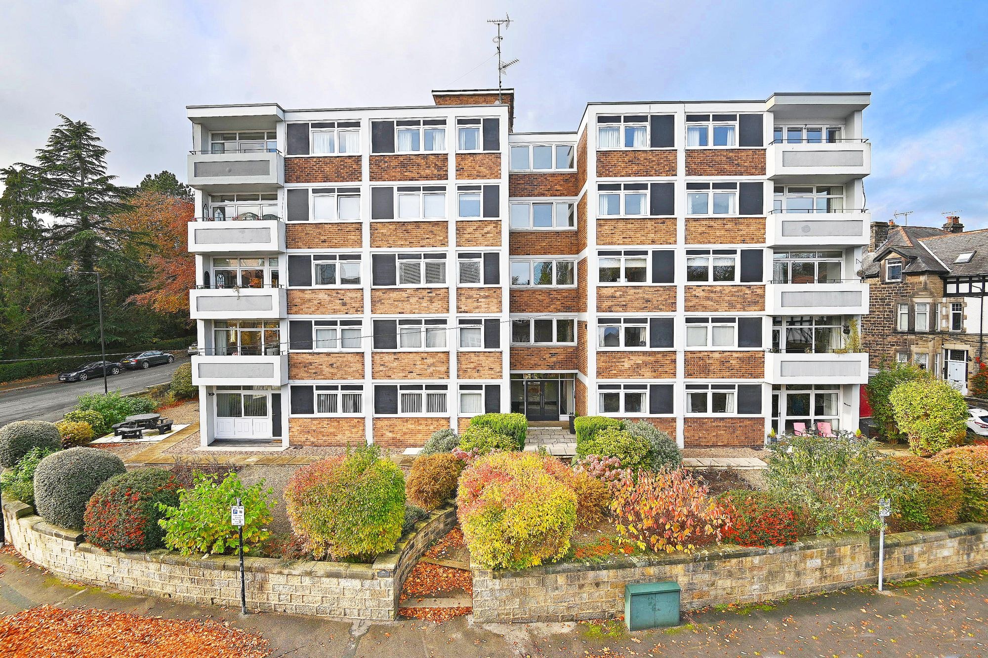 3 bed home for sale in Majestic Court Spring Grove, Harrogate
