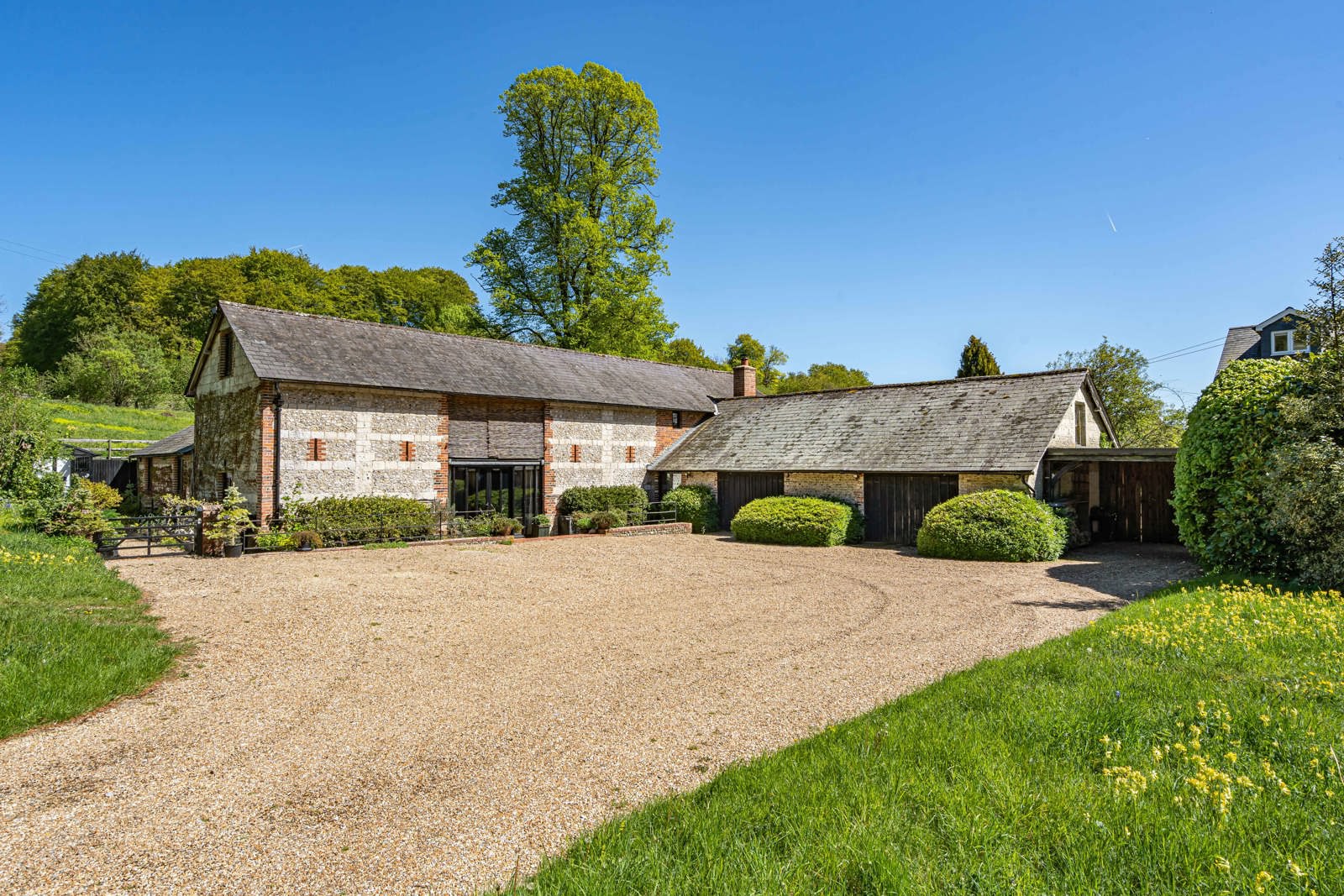 Basingstoke Road
