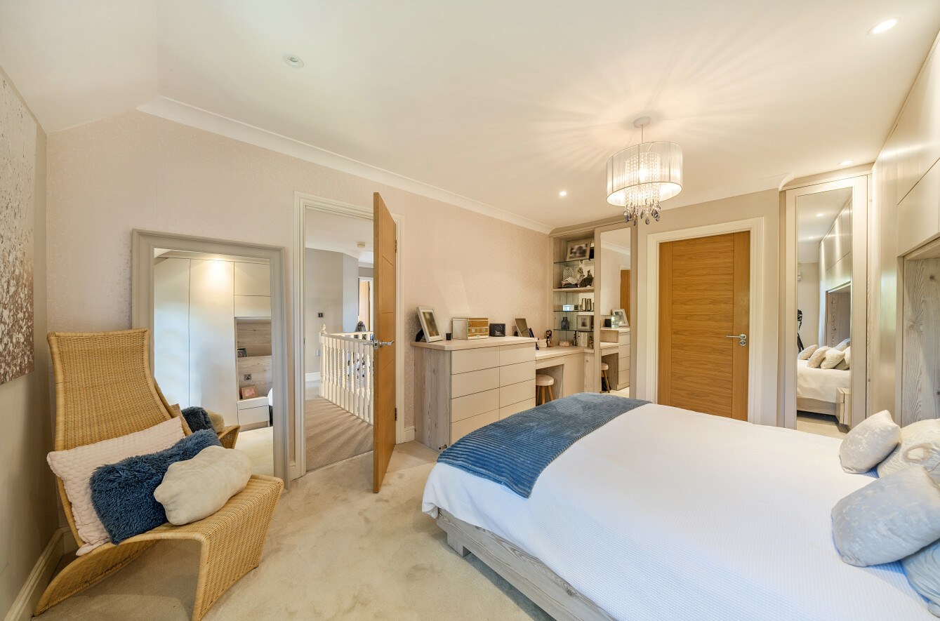 Waterperry Lane, Chobham, Woking, GU24, photo 18