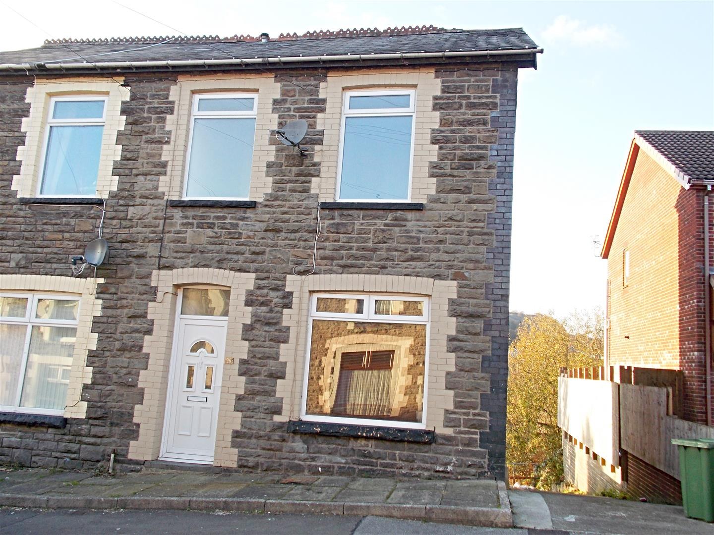 Tenanted house & flat Abercynon