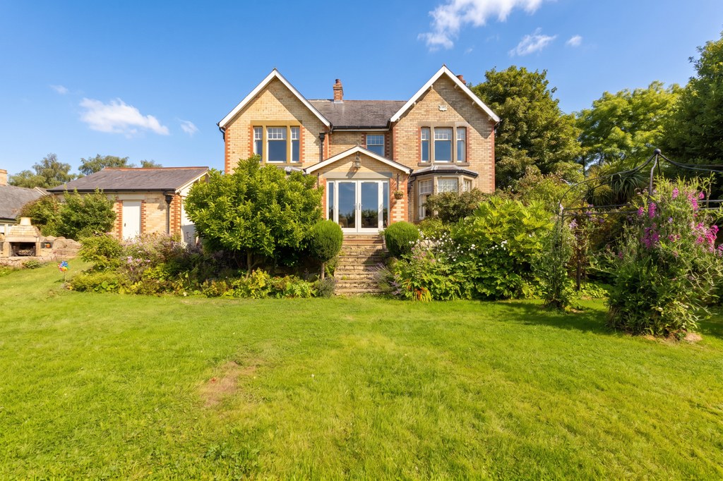 Longacre House, The Green, Longframlington, Morpeth, Northumberland