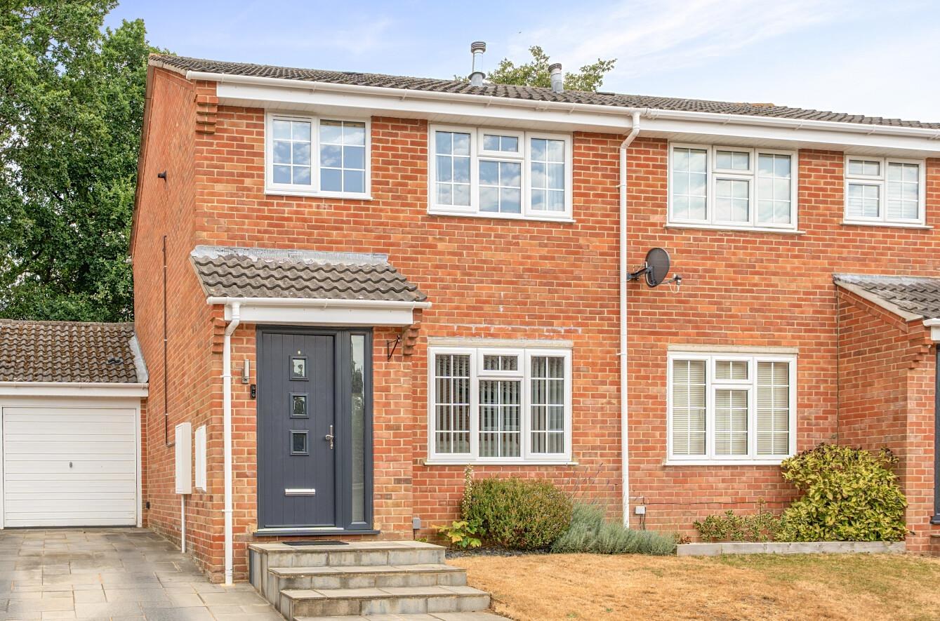 Kelburn Close