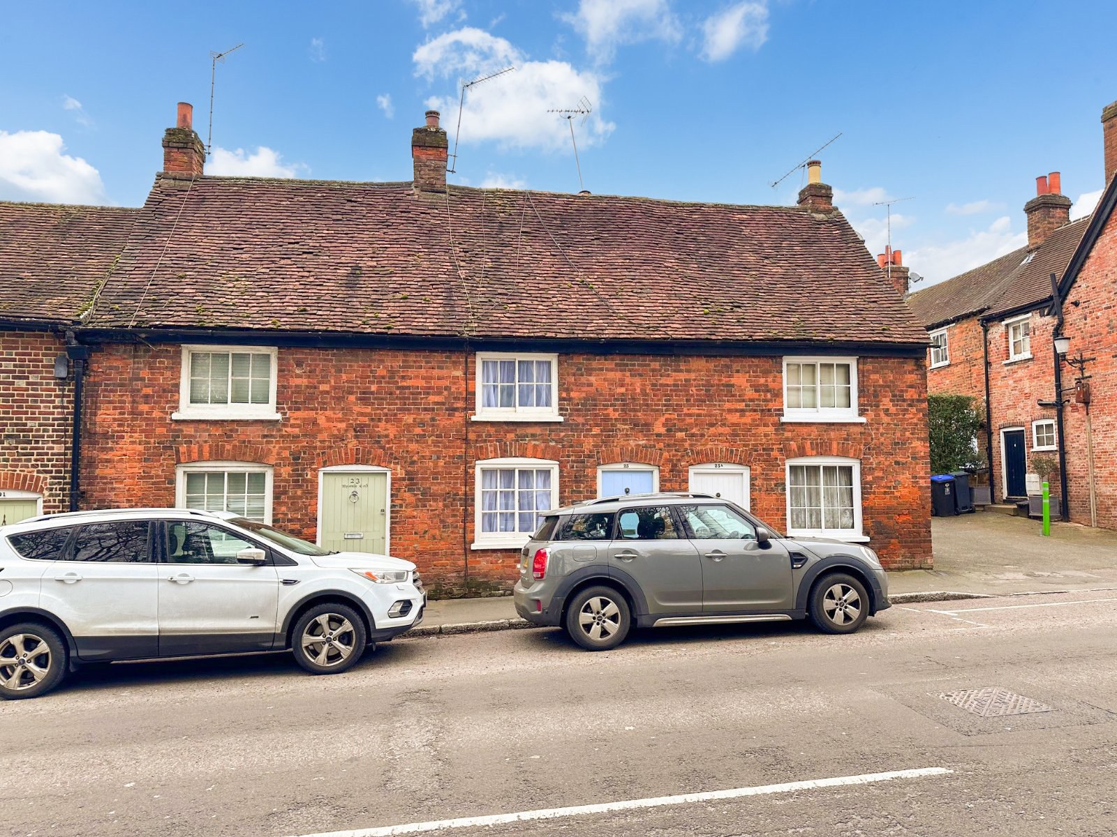 Wycombe End, Beaconsfield, Buckinghamshire, HP9
