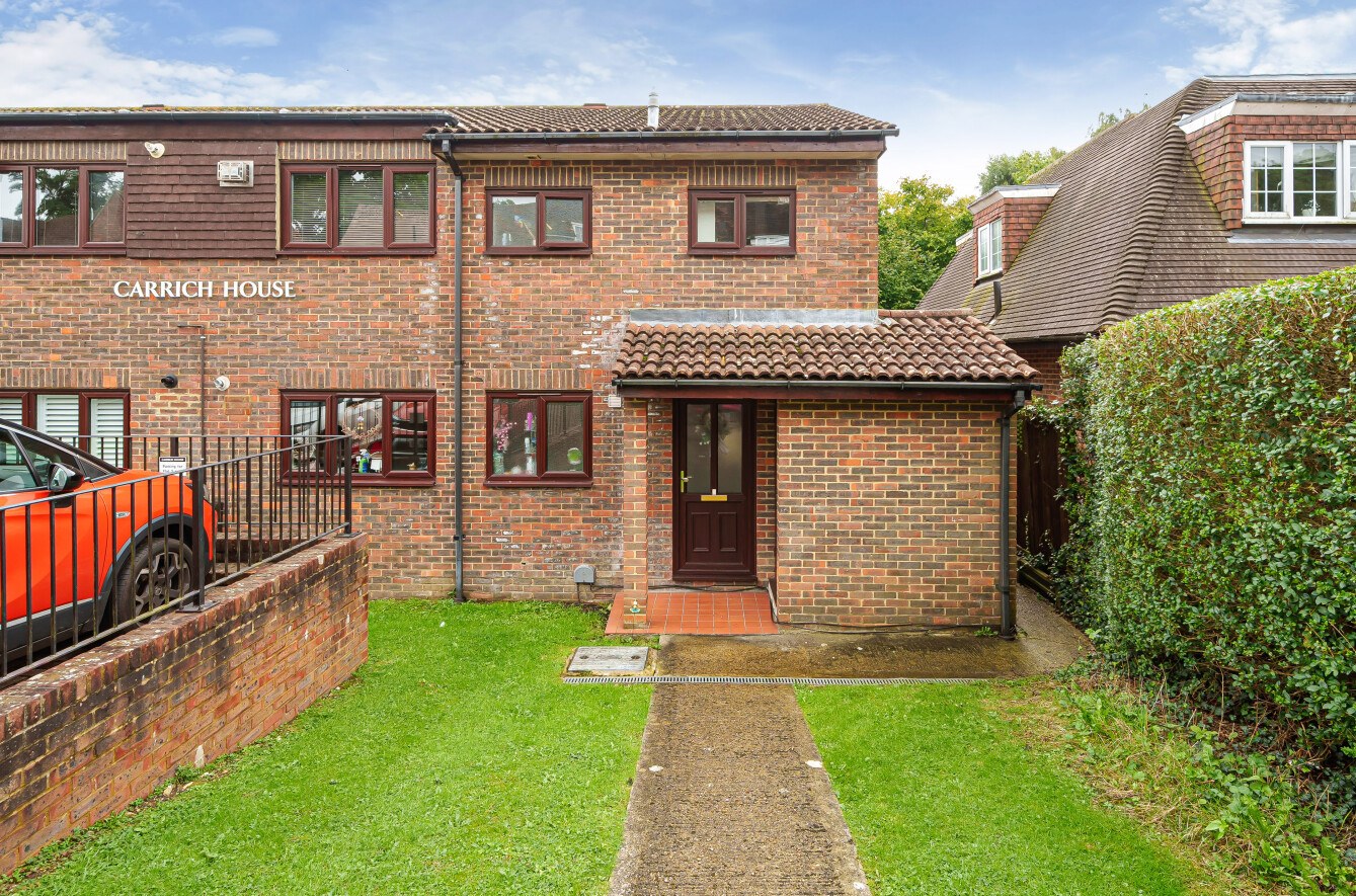 Curling Vale, Guildford, Surrey, GU2