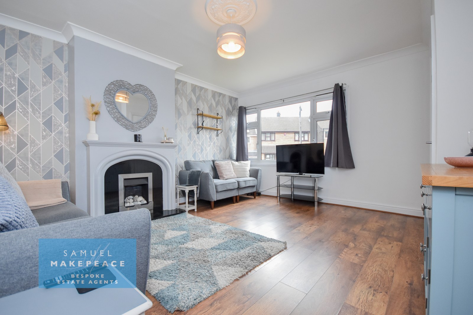 Community Drive, Smallthorne, Stoke-on-Trent, photo 2