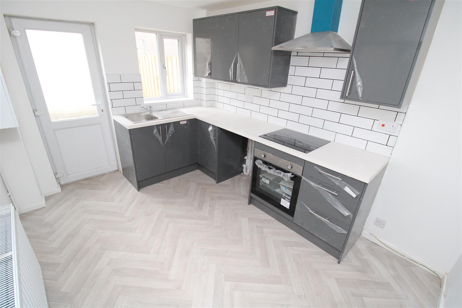 House - Terraced For Rent Thomas Street