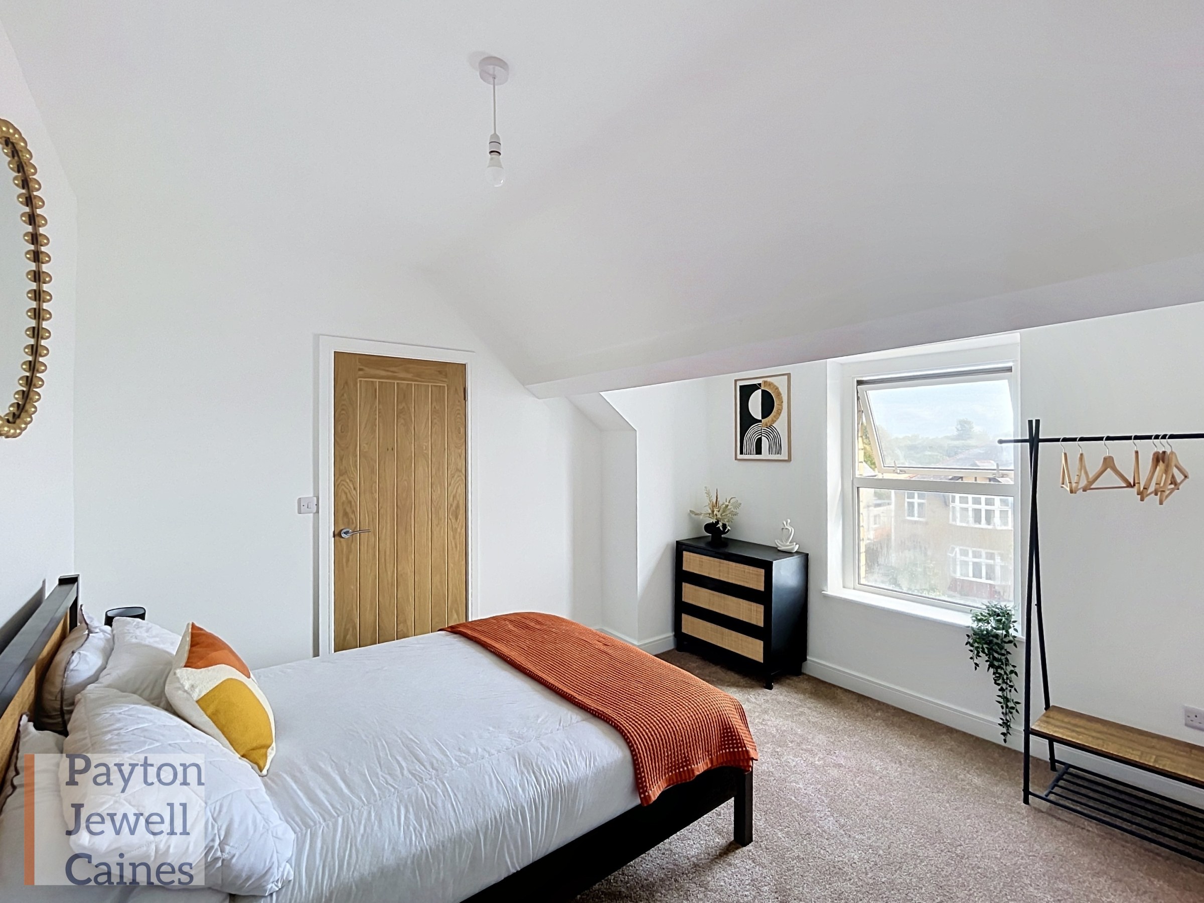 New Road, Porthcawl, CF36, photo 9