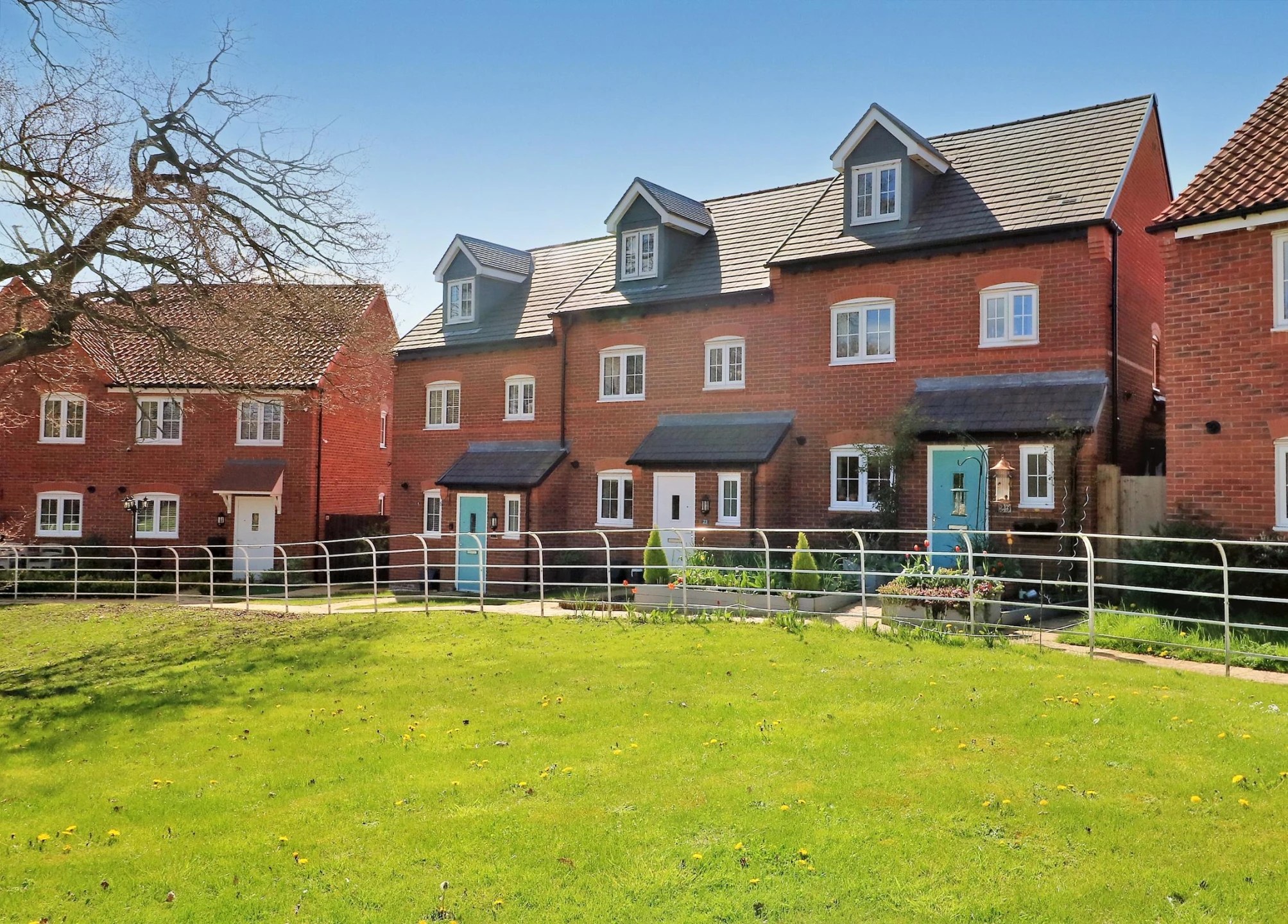 Loachbrook Farm Way