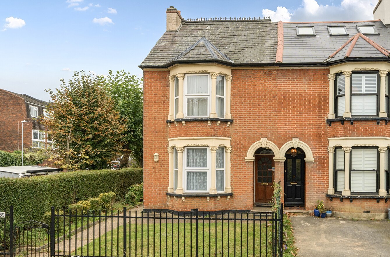 Bushey Grove Road