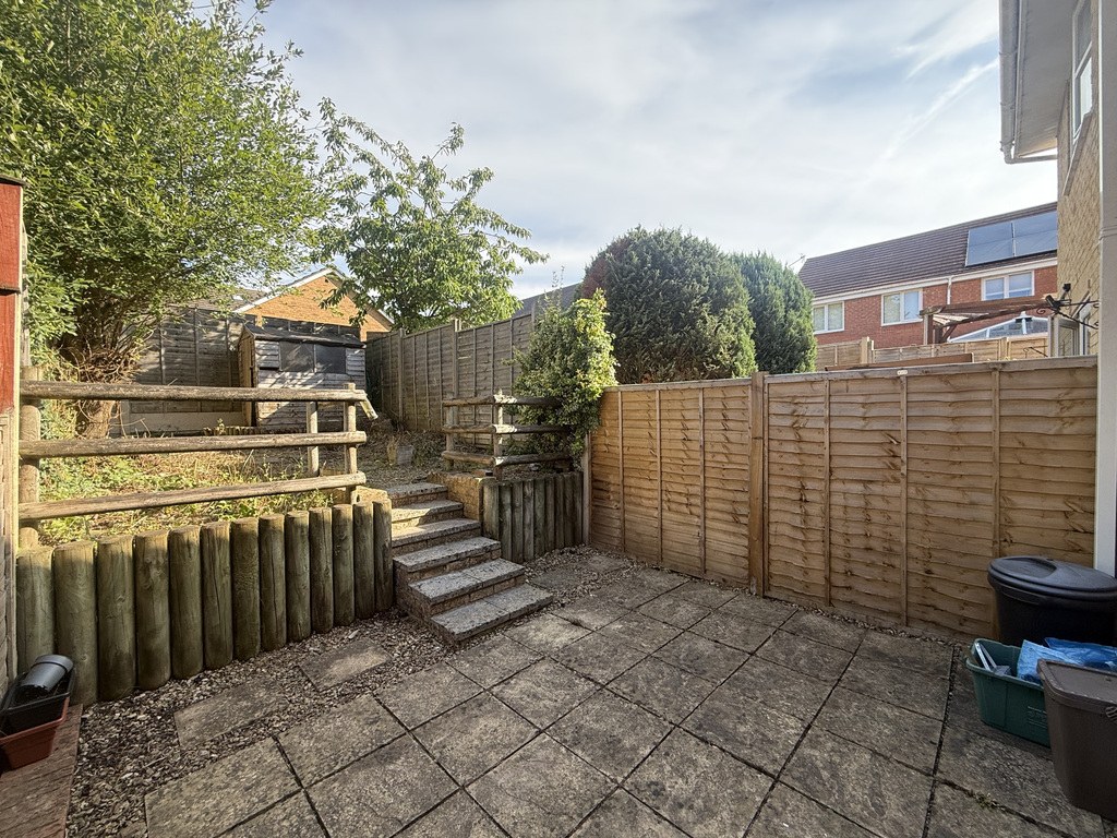Ermine Street, Yeovil, Somerset - No Chain, photo 9