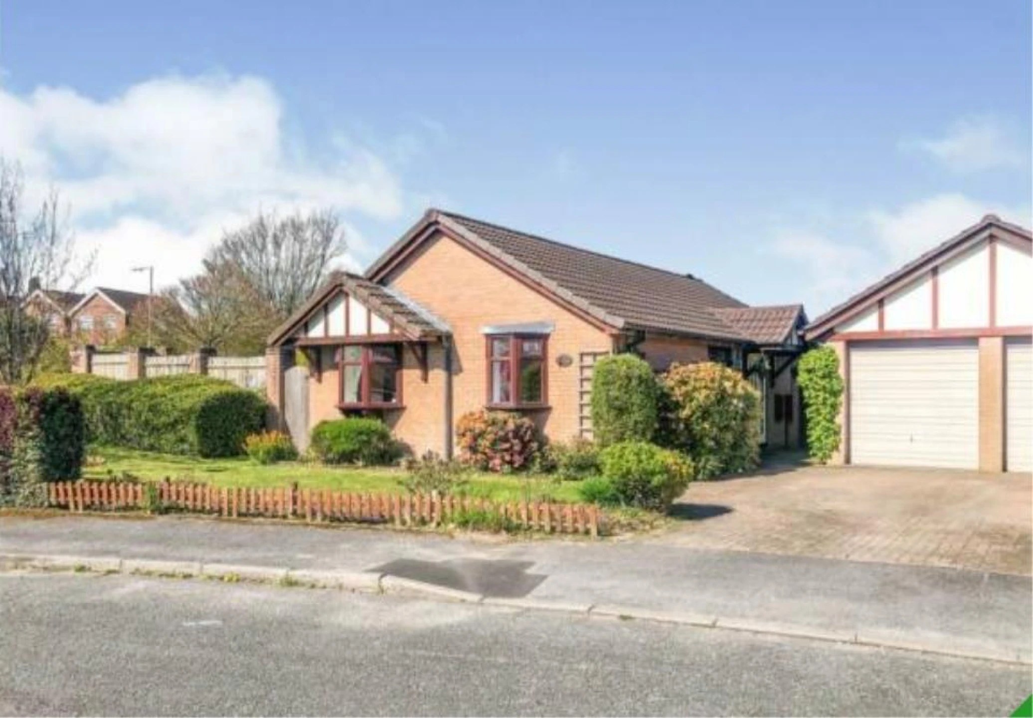 Tarn Close