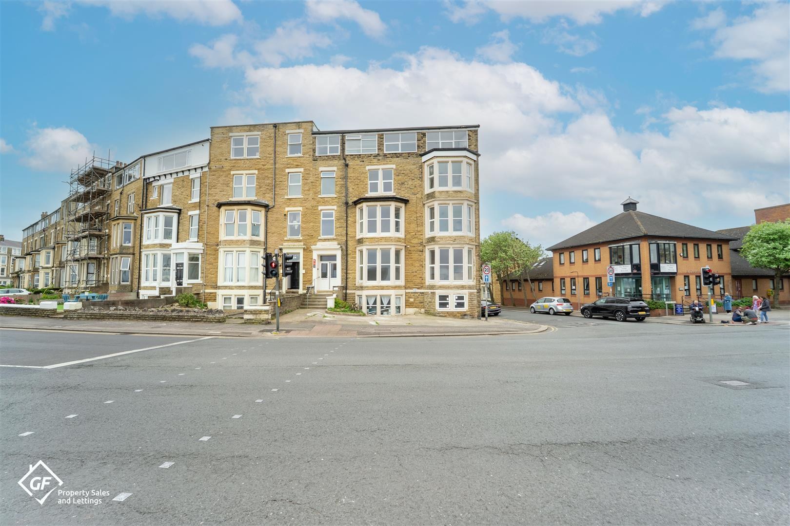 BAsement Flat 1-2 Marine Road West