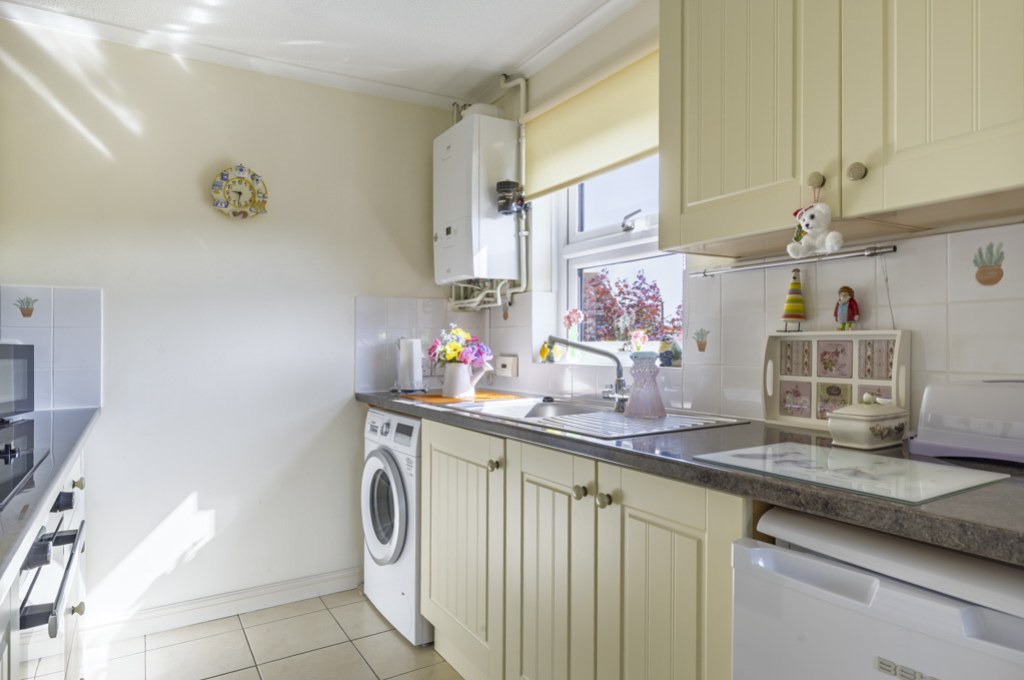 Orchard Court Arches Lane, Malmesbury, Wiltshire, SN16, photo 8
