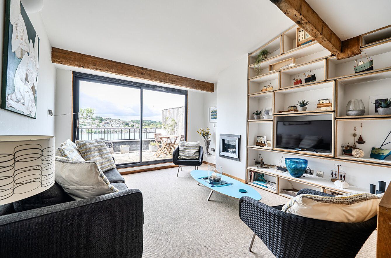 Florizel Mews, Polruan, photo 3