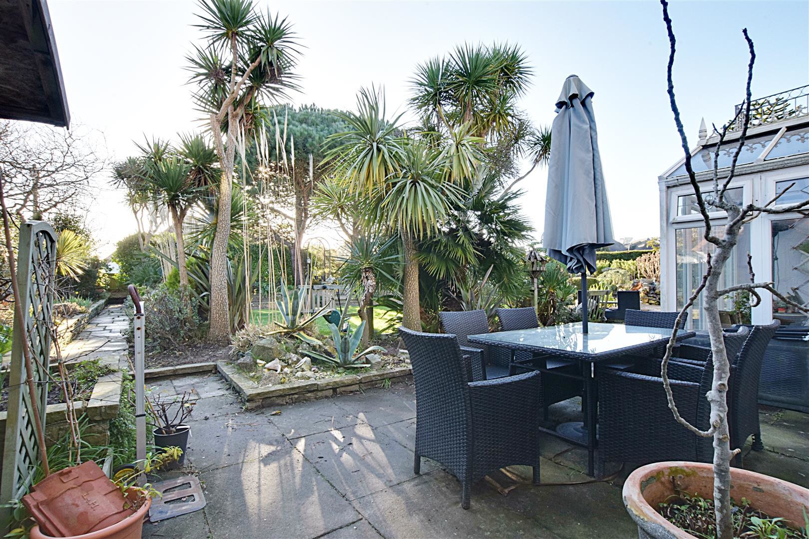 Richmond Avenue, Bexhill-On-Sea, photo 20