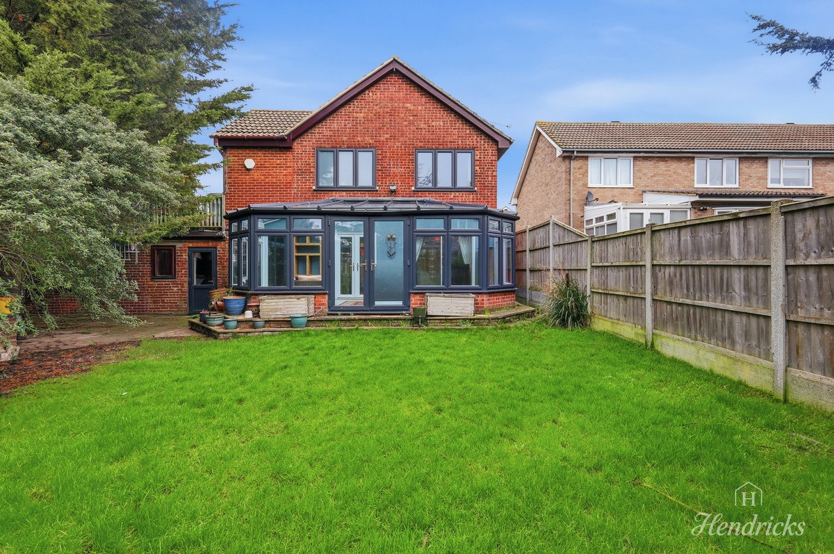 Oak Walk, Benfleet, SS7 4, photo 26