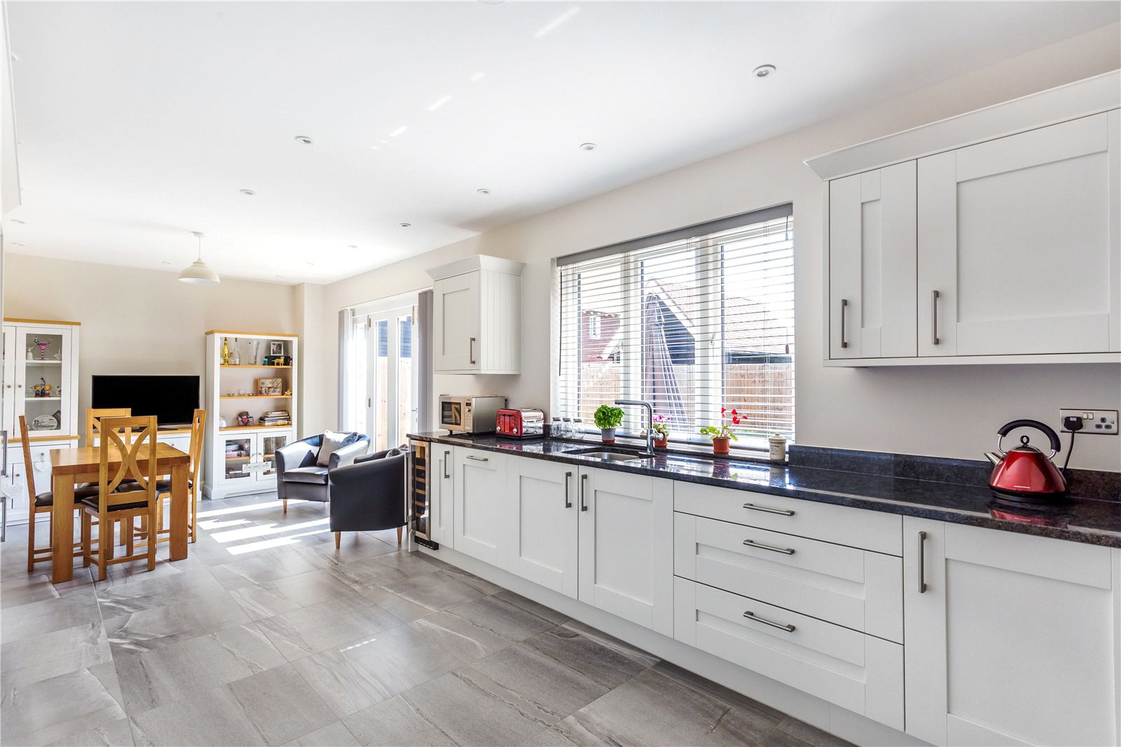Malthouse Lane, Horley, Surrey, RH6, photo 2