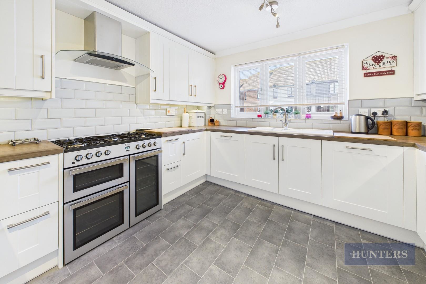 Calshot Court, Ocean Village, SO14, photo 9