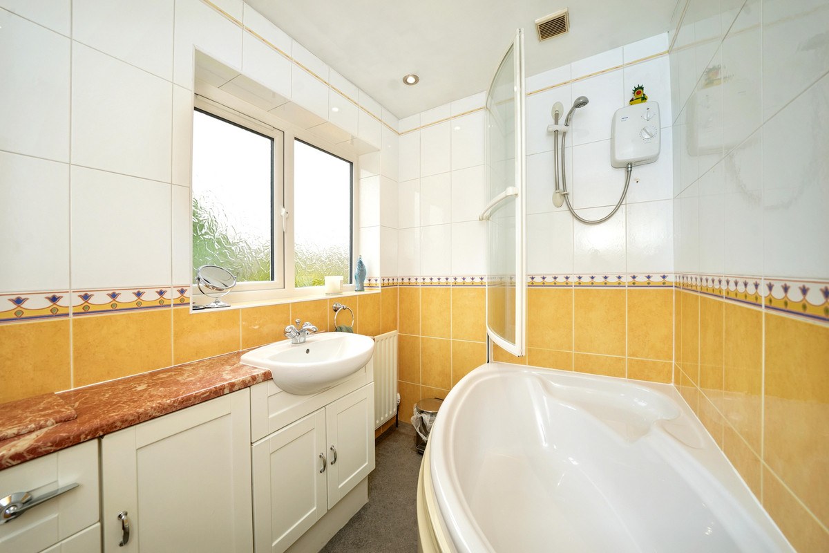 Granville Drive, Kingswinford, DY6, photo 8