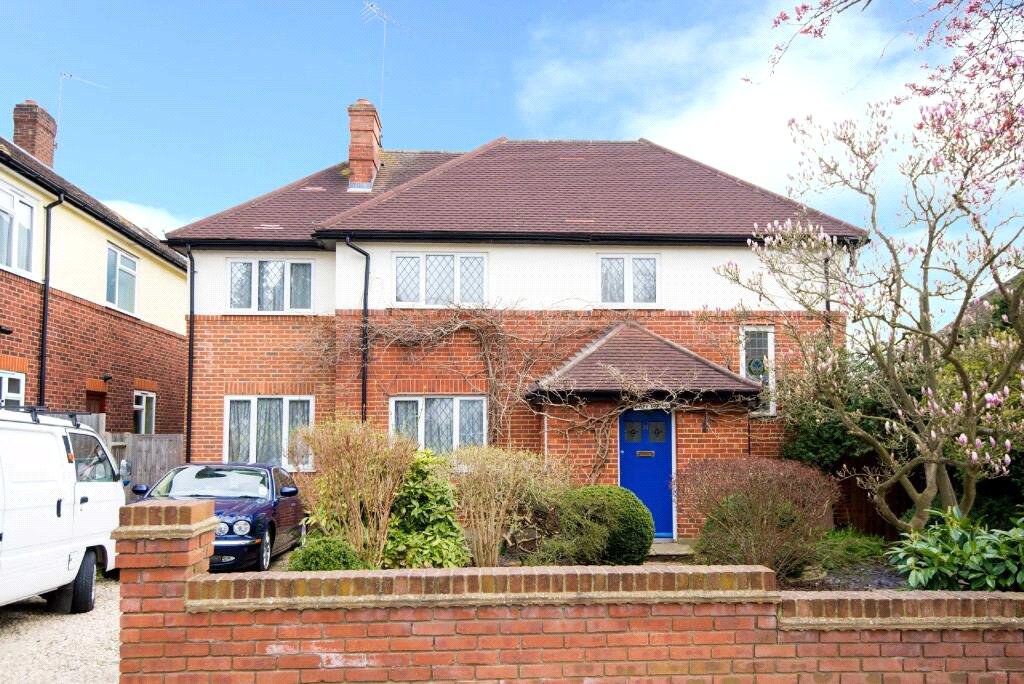 East Towers, Pinner, HA5