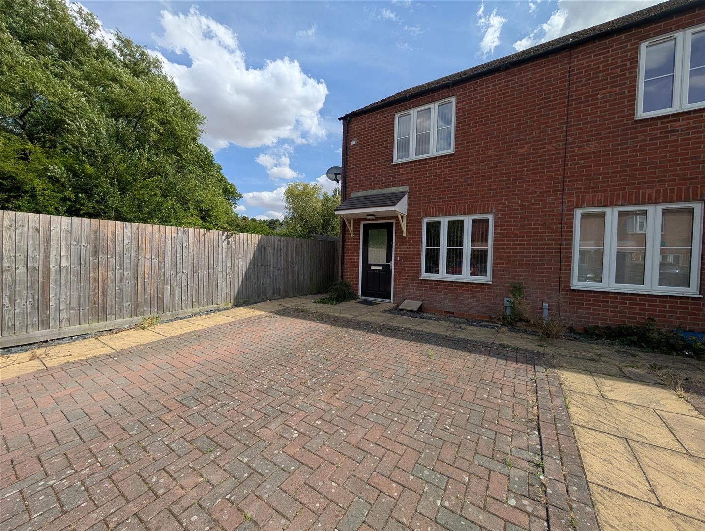 house - end terrace for rent in Market Rasen