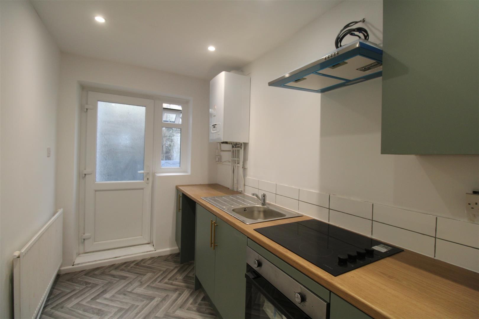 Flat For Rent Ynyshir Road