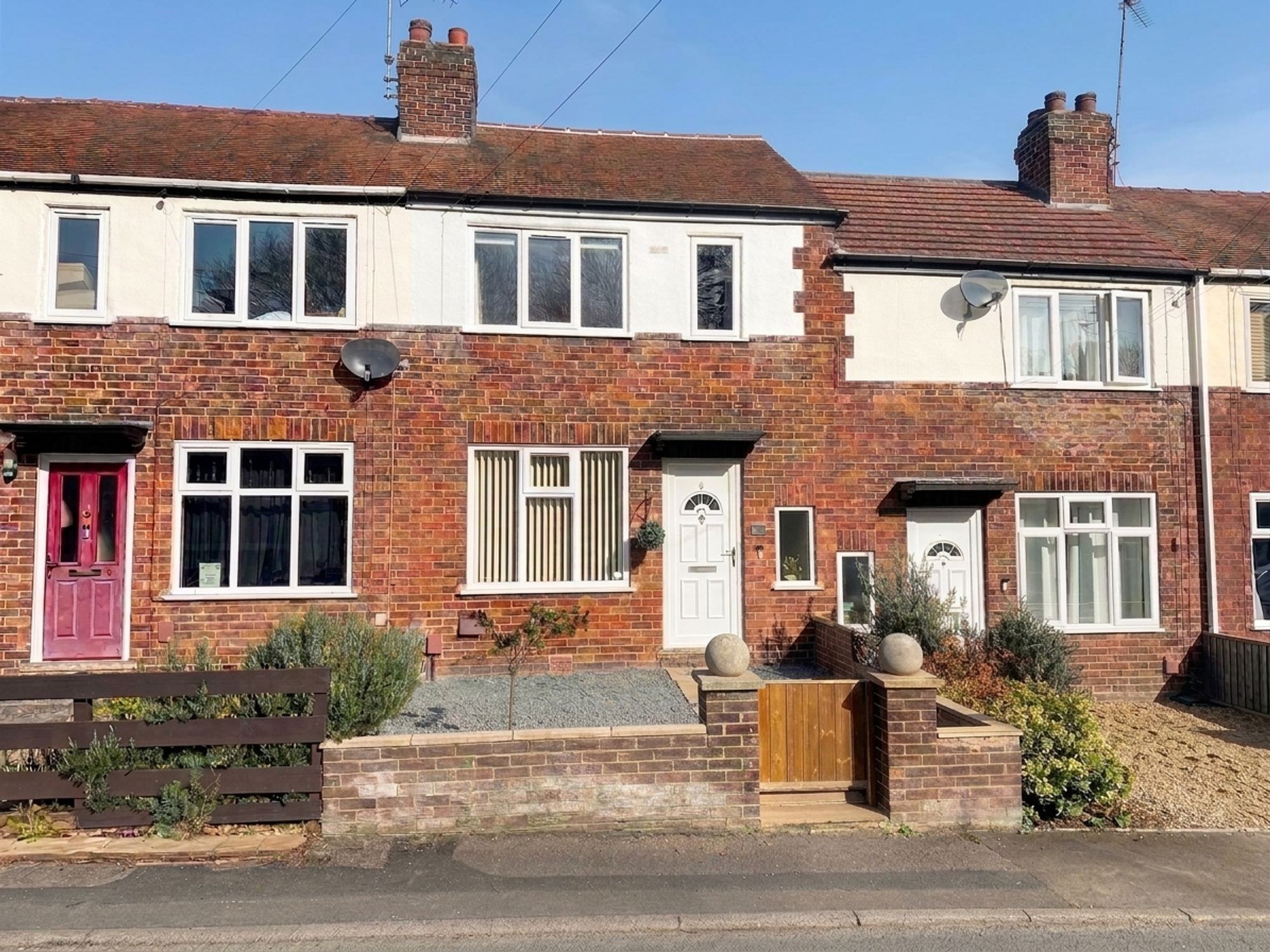 2 bed home for sale in Queens Road, Knaresborough