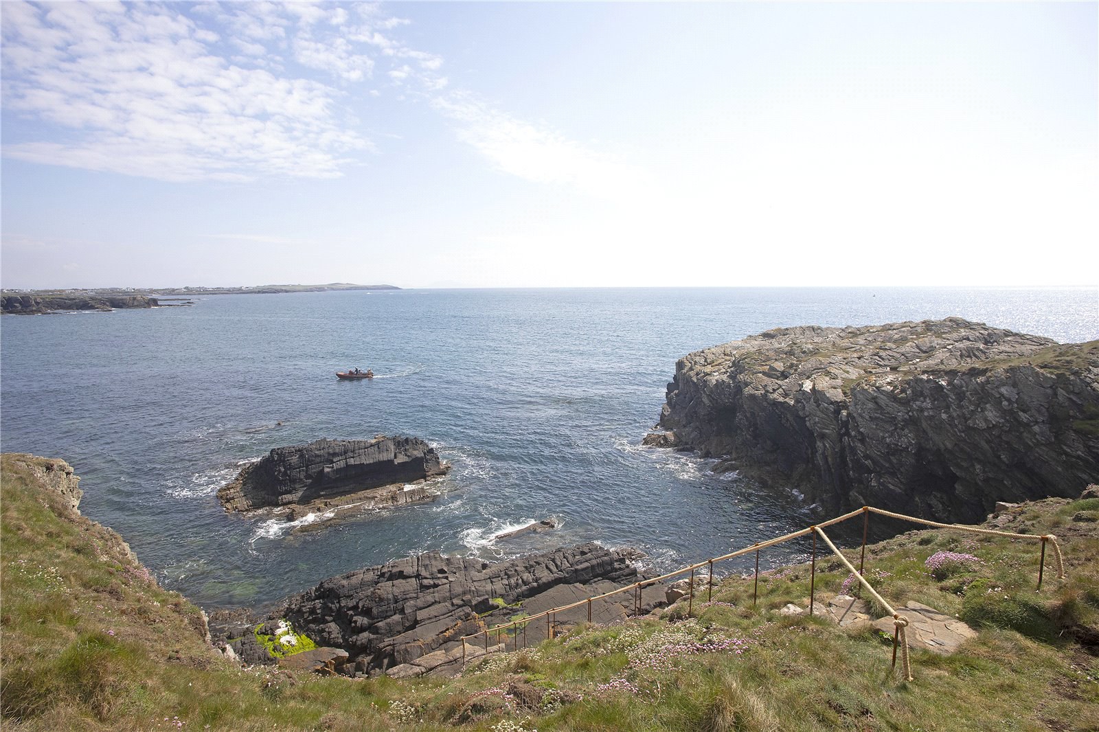 Lon Isallt, Trearddur Bay, Holyhead, Anglesey, LL65, photo 37