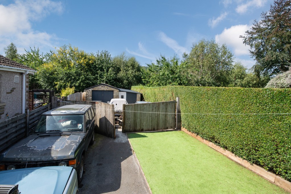 Sleningford Road, Crossflatts, Bingley, West Yorkshire, BD16, photo 13
