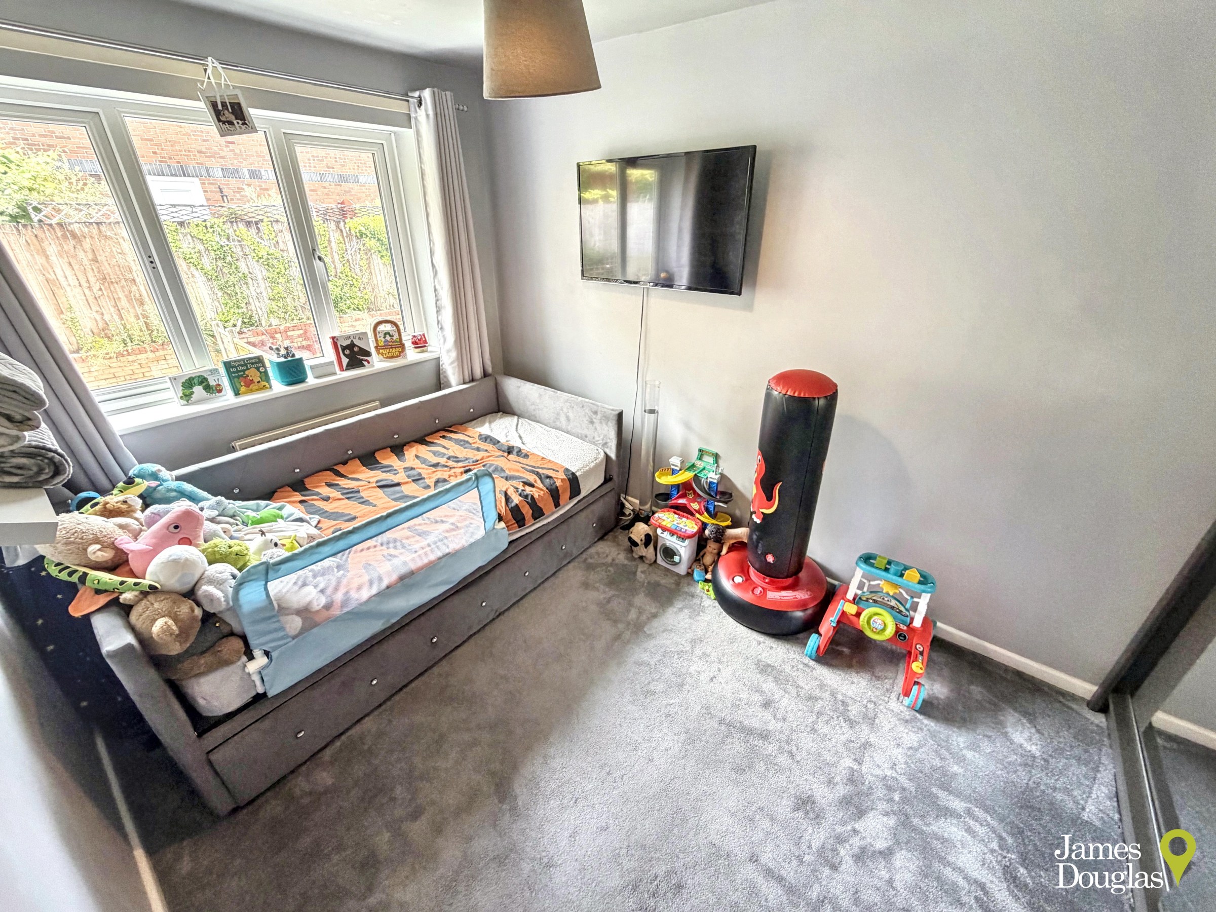 Cefn Close, Glyncoch, Pontypridd, photo 14