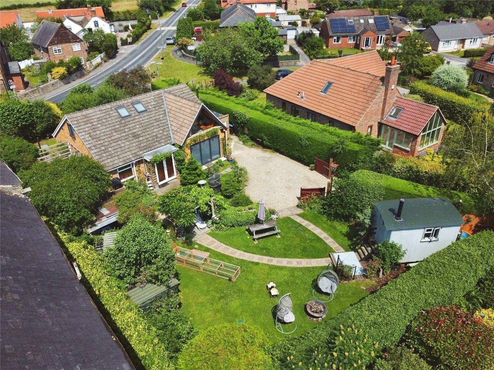 3 bed detached house for sale in Arkendale Road, Ferrensby