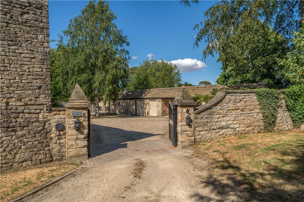 Chapel Street, Hillam, Leeds, North Yorkshire, LS25, photo 28