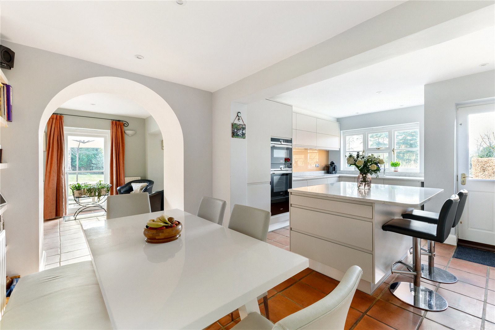 Cliftons Lane, Reigate, Surrey, RH2, photo 2