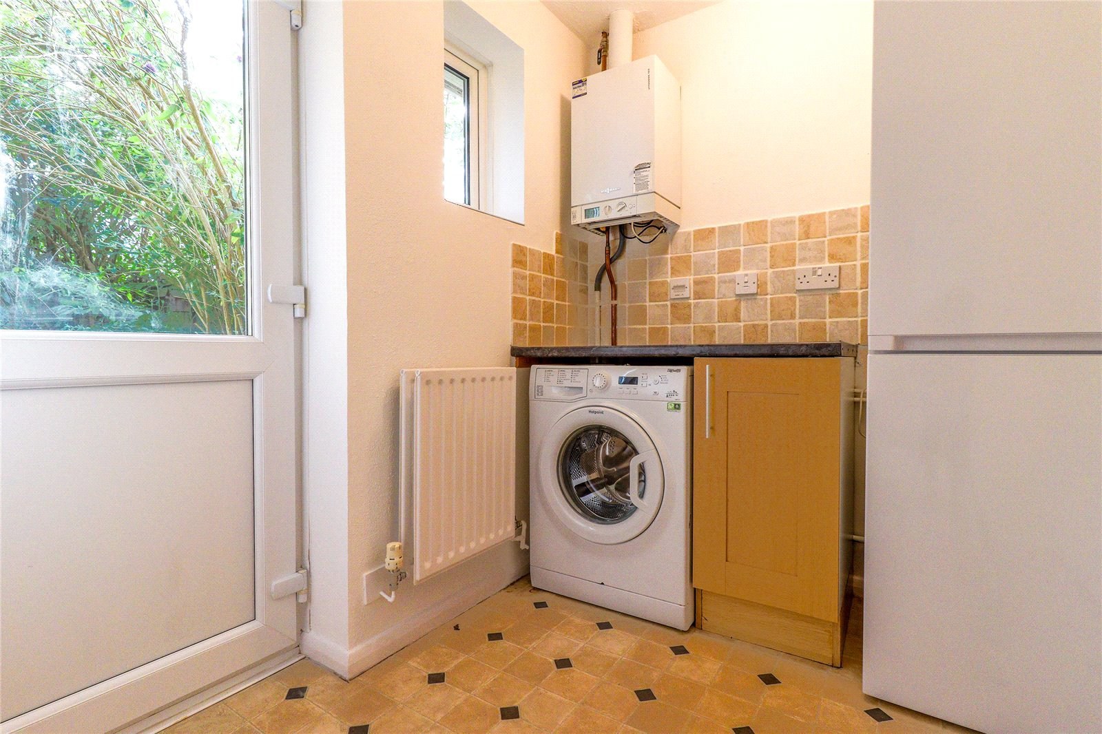 Tamarisk Close, Calne, Wiltshire, SN11, photo 13