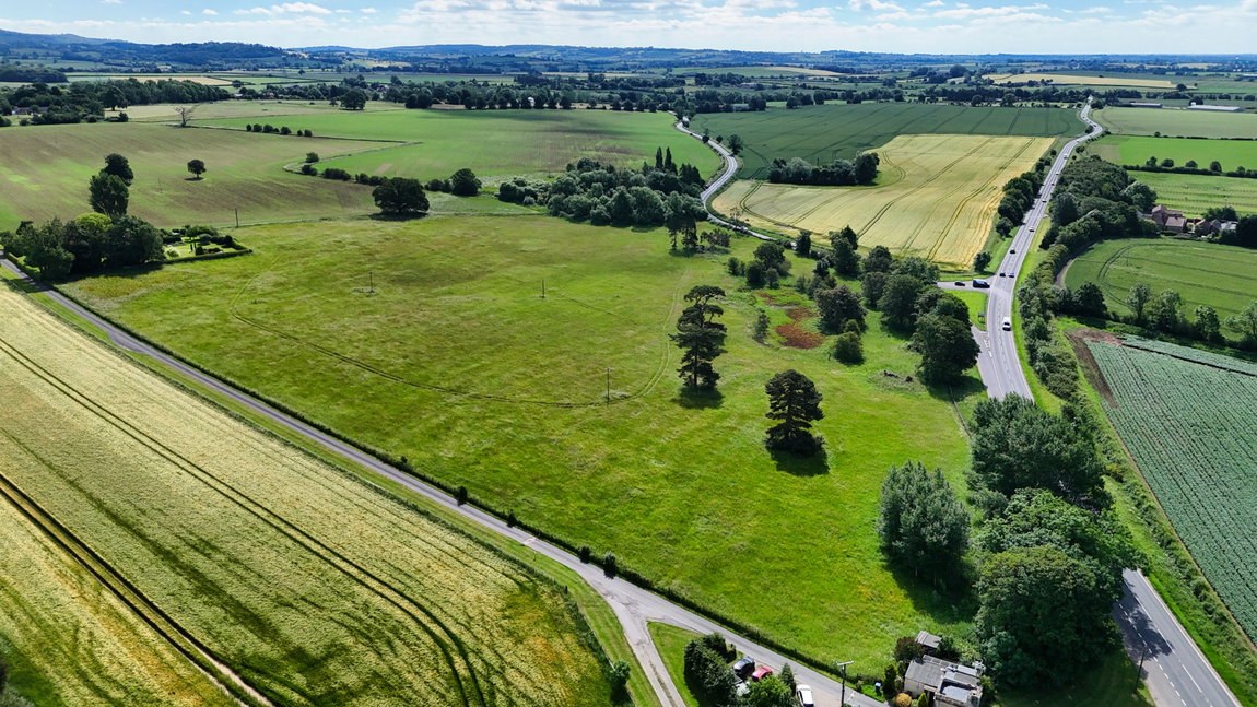 Lot 2: 13.29 Acres Approx of Grassland at Thirkleby