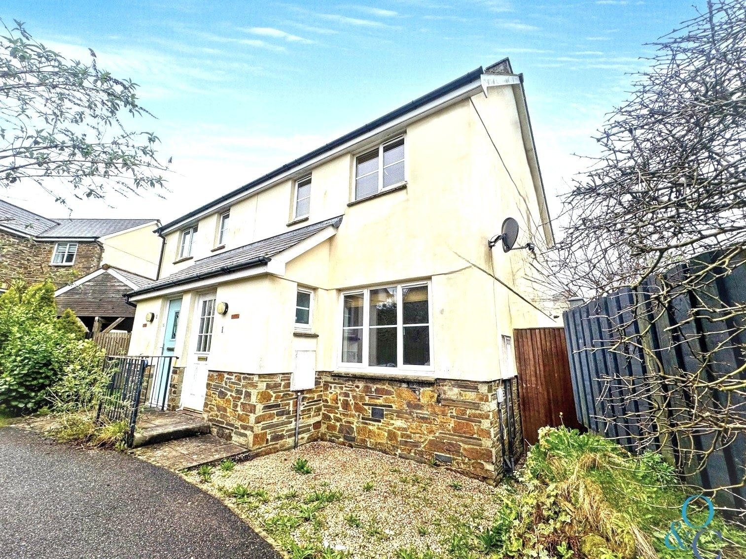 Mullion Close