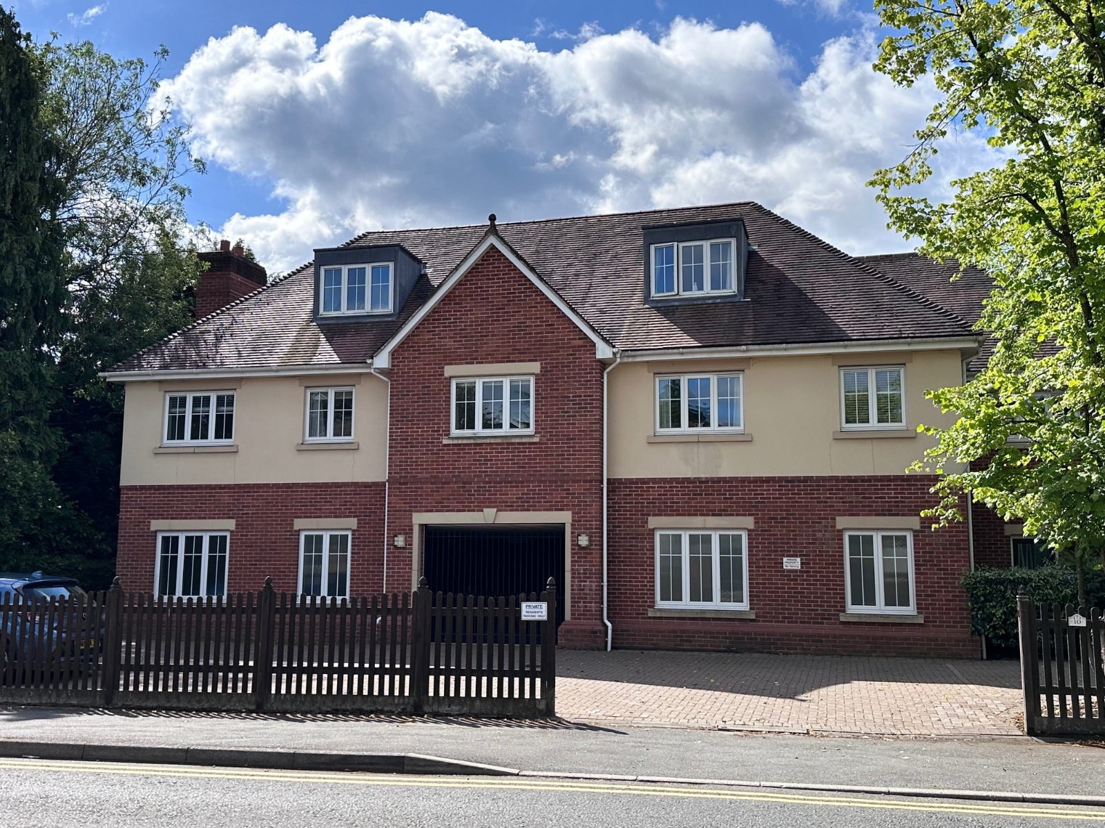 Ledborough Lane, Beaconsfield, Buckinghamshire, HP9