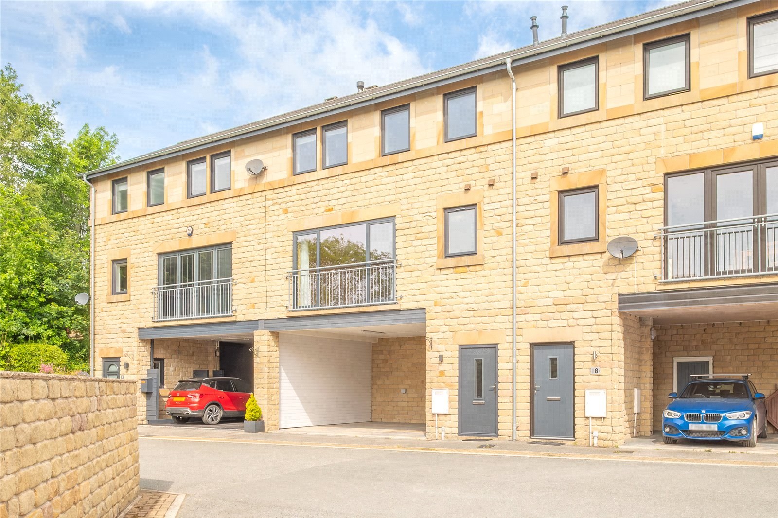 Upper Sunny Bank Mews