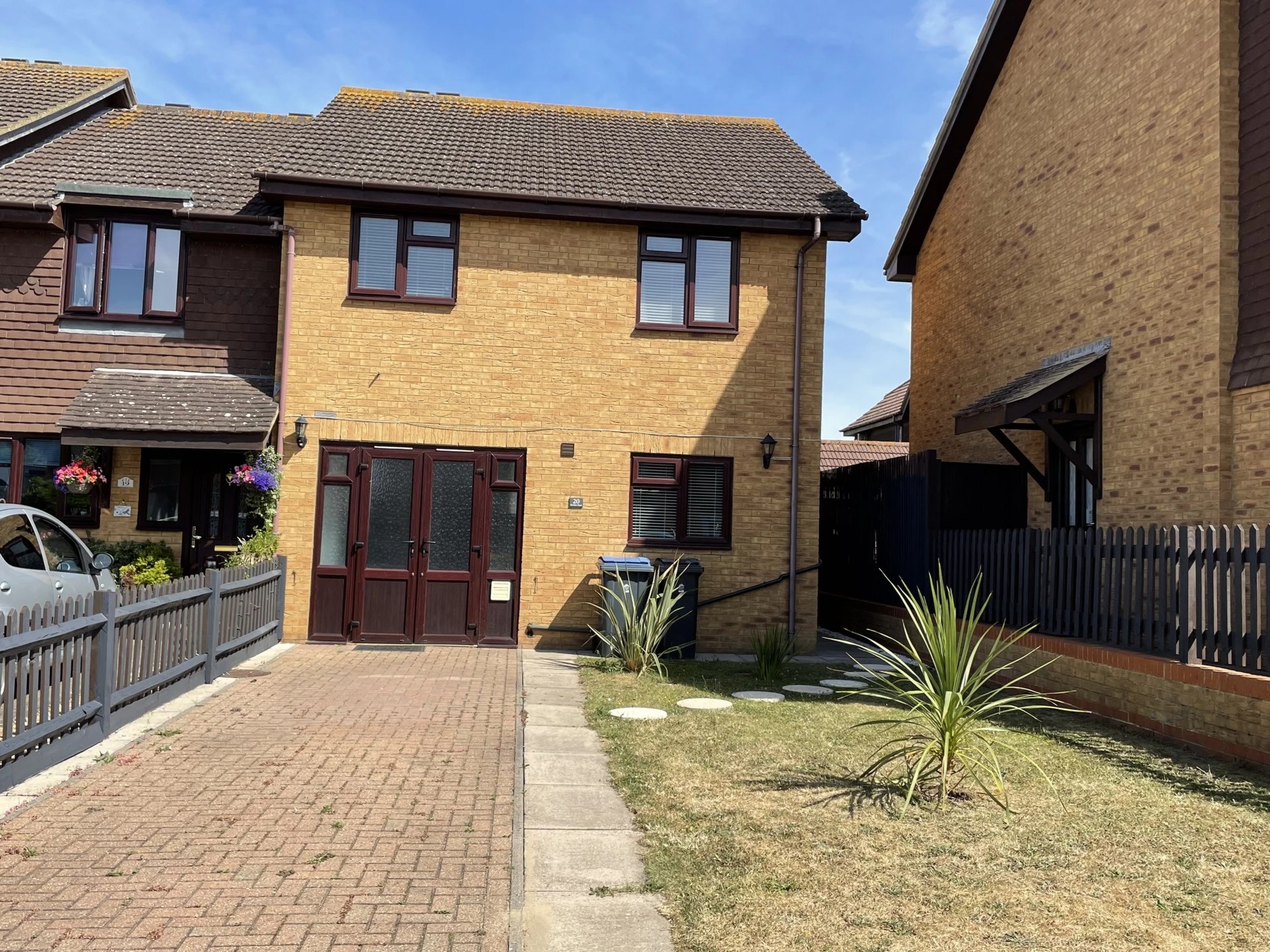 Becket Close