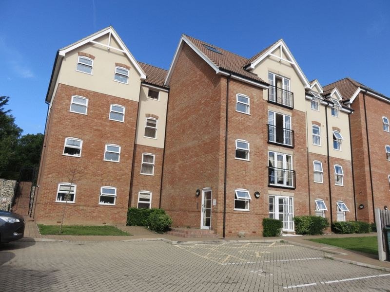 Sartoria Court