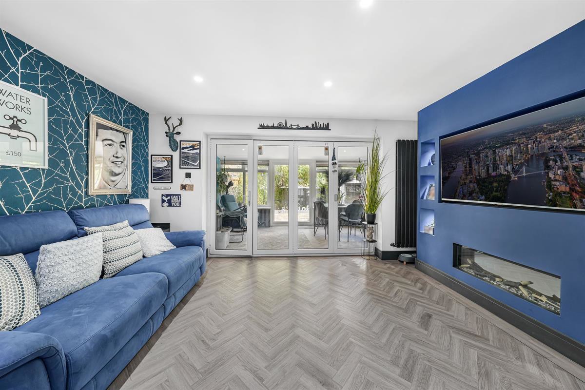 Bentley Drive, Harlow, photo 5