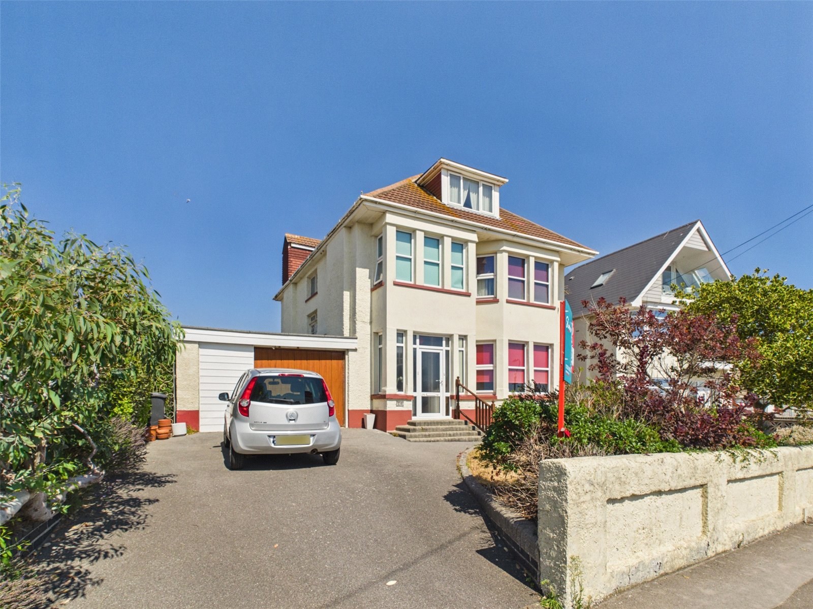 Dalmeny Road