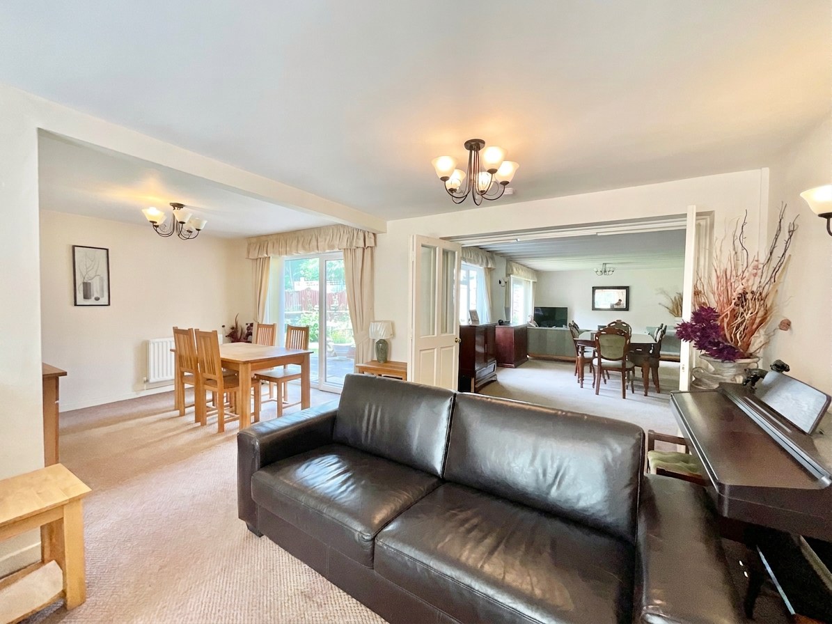 Castle Way, Stafford, ST16, photo 2