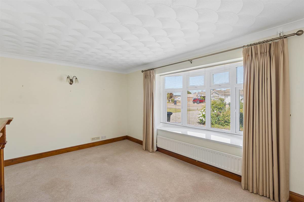 Highfields Avenue, Herne Bay, photo 3