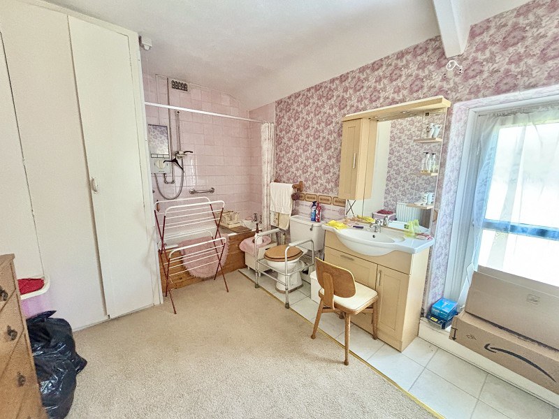 Neath Road, Fforest Goch, Pontardawe, Swansea., photo 22