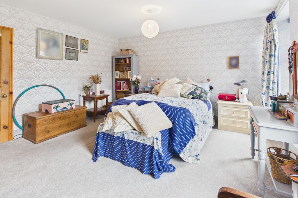 Flat 2, Devonshire Place, Kents Bank Road, Grange-over-Sands, Cumbria, LA11 7HF., photo 14