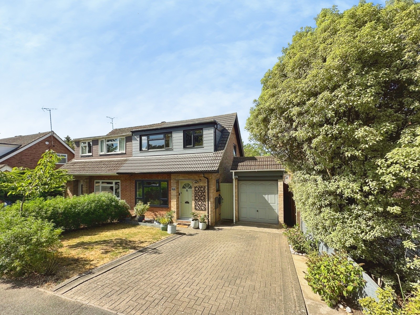 Durnsford Avenue